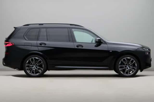 BMW X7 (2026) thumbnail 4