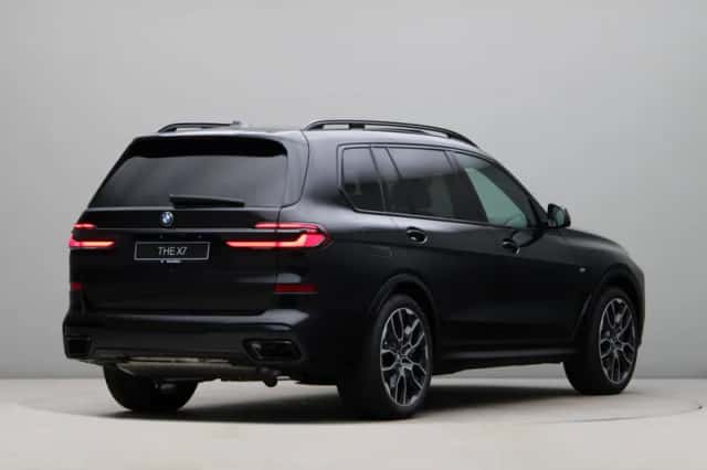BMW X7 (2026) thumbnail 5
