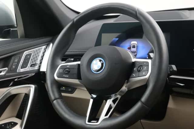 BMW X1 (2025) thumbnail 2