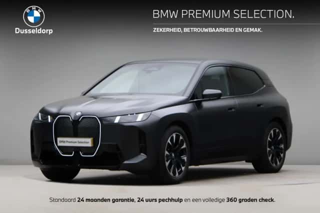 BMW iX (2025) thumbnail 1