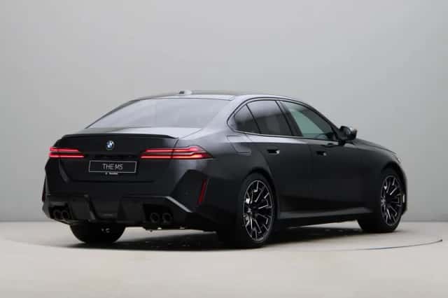 BMW M5 (2026) thumbnail 5