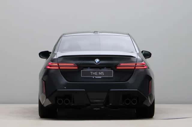 BMW M5 (2026) thumbnail 6