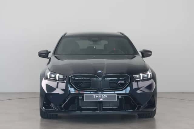 BMW M5 (2026) thumbnail 2
