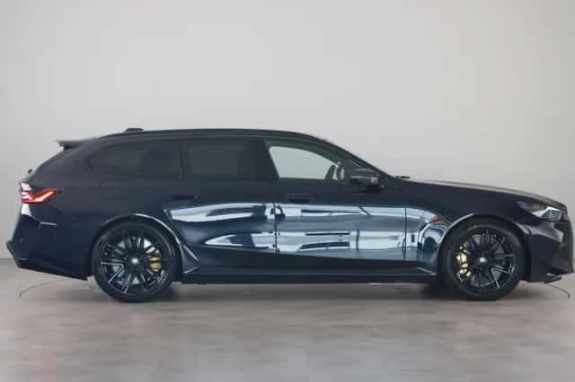 BMW M5 (2026) thumbnail 4