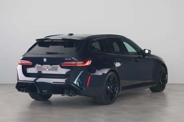 BMW M5 (2026) thumbnail 5