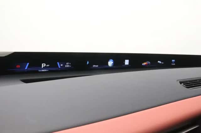 BMW iX3 (2026) thumbnail 3