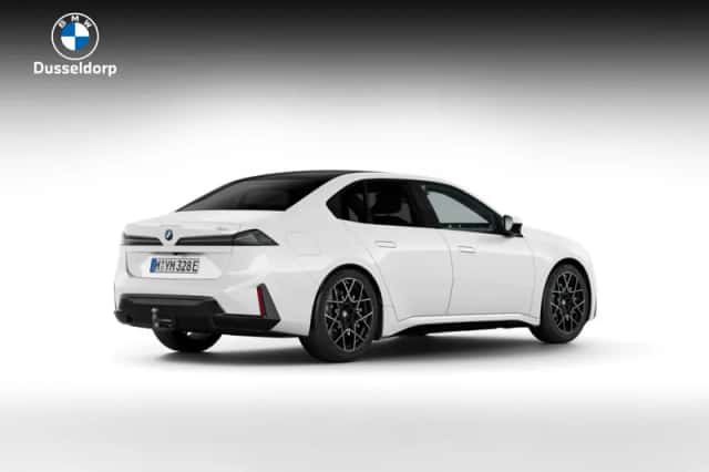 BMW i3 (2026) thumbnail 2