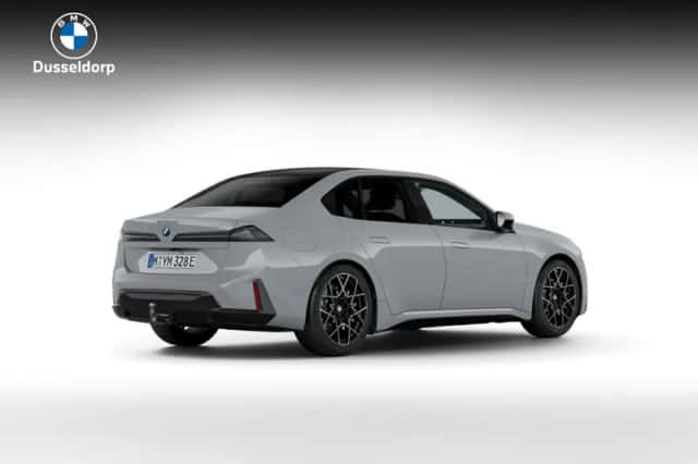 BMW i3 (2026) thumbnail 2
