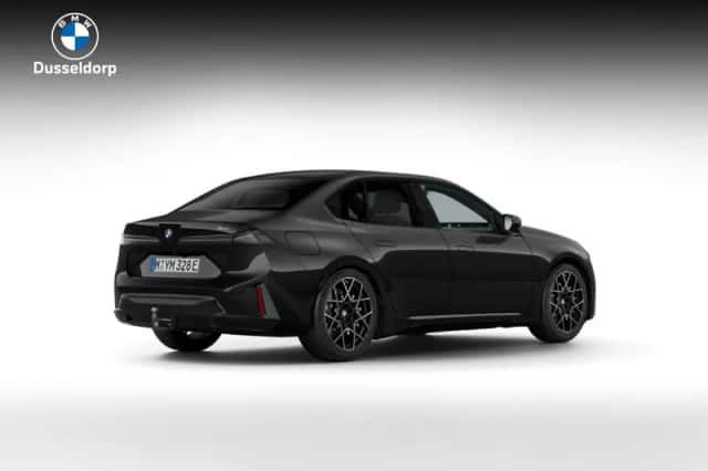 BMW i3 (2026) thumbnail 2