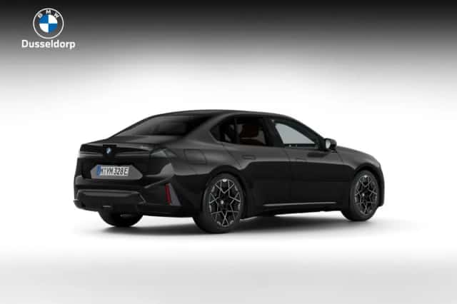 BMW i3 (2026) thumbnail 2