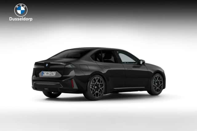 BMW i3 (2026) thumbnail 2
