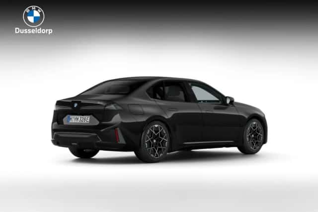 BMW i3 (2026) thumbnail 2