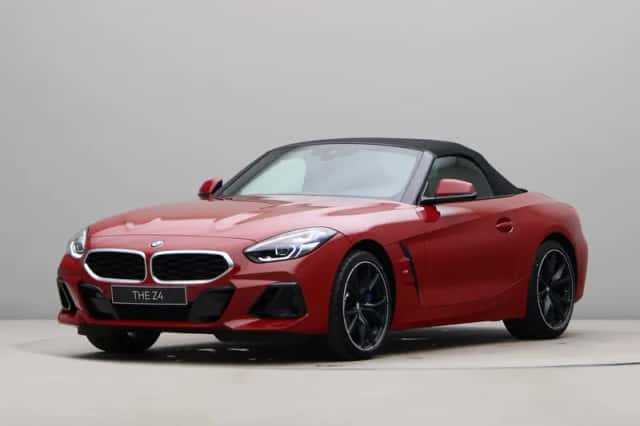 BMW Z4 (2026) thumbnail 2
