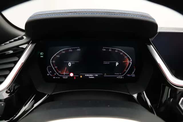 BMW Z4 (2026) thumbnail 4