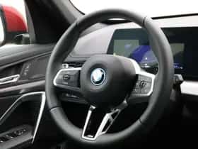 BMW X1 (2025) thumbnail 2