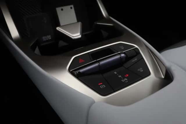 BMW iX3 (2026) thumbnail 17