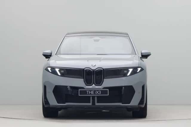 BMW iX3 (2026) thumbnail 5