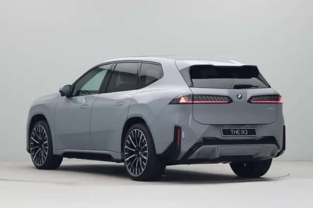 BMW iX3 (2026) thumbnail 10