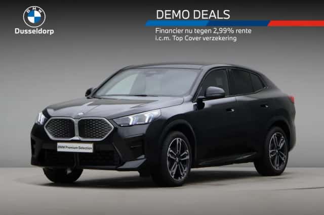 BMW iX2 (2025) thumbnail 1