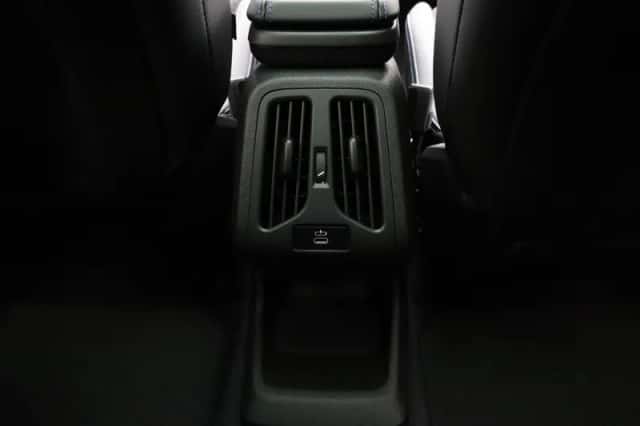 BMW iX2 (2025) thumbnail 19