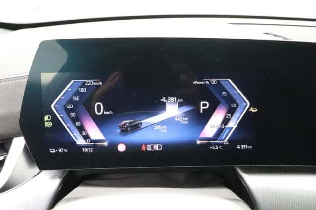 BMW iX2 (2025) thumbnail 3