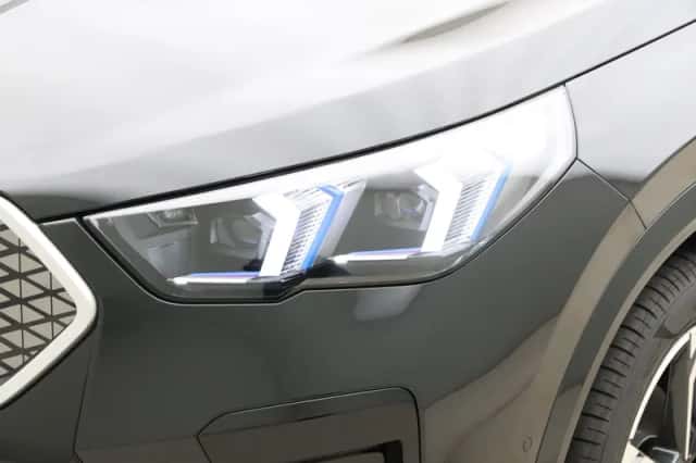 BMW iX2 (2025) thumbnail 21
