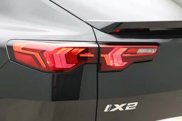 BMW iX2 (2025) thumbnail 22