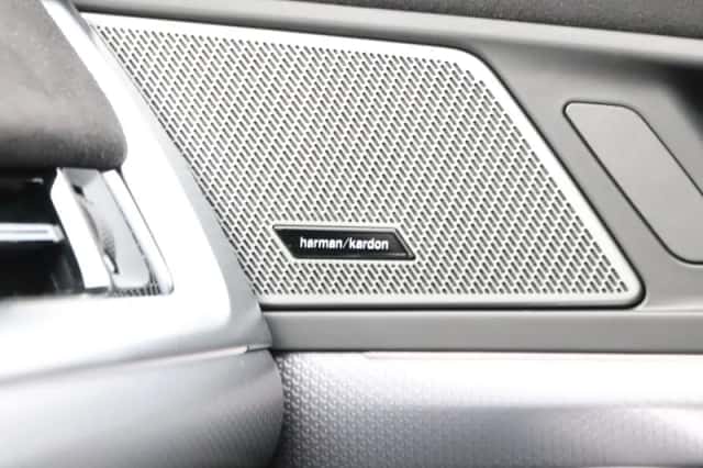 BMW iX2 (2025) thumbnail 23