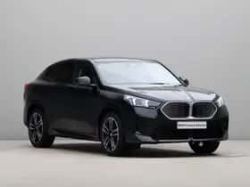 BMW iX2 (2025) thumbnail 7