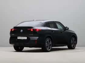 BMW iX2 (2025) thumbnail 9