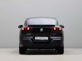 BMW iX2 (2025) thumbnail 10