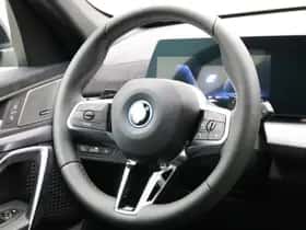 BMW X1 (2025) thumbnail 2