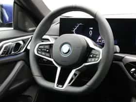 BMW i4 (2025) thumbnail 2