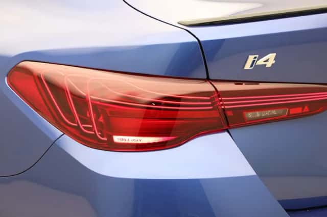 BMW i4 (2025) thumbnail 21