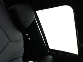 BMW i4 (2025) thumbnail 23