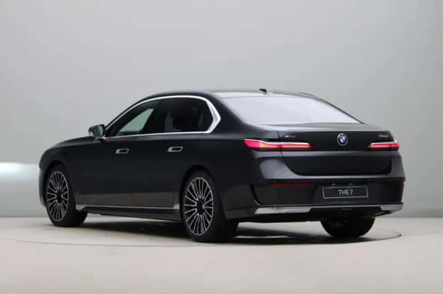 BMW 7-Serie (2025) thumbnail 11