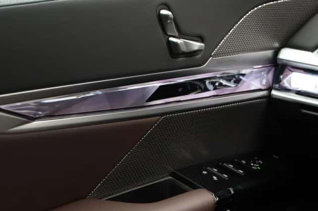 BMW 7-Serie (2025) thumbnail 15