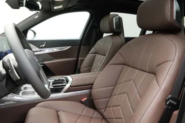 BMW 7-Serie (2025) thumbnail 5