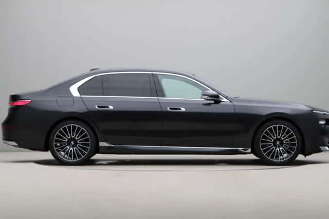 BMW 7-Serie (2025) thumbnail 8