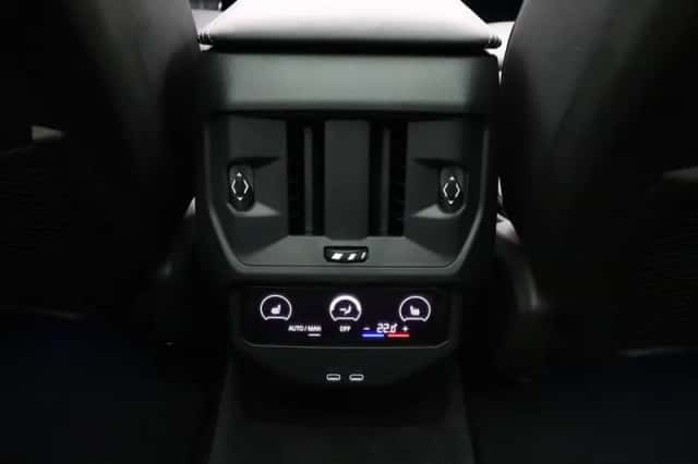 BMW X3 (2026) thumbnail 18
