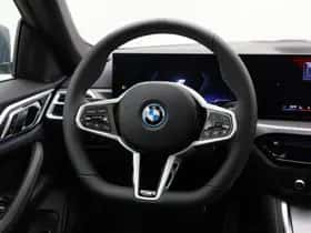 BMW i4 (2025) thumbnail 2