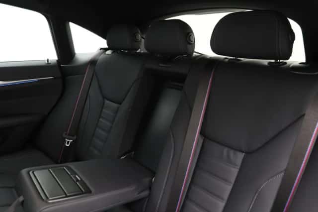 BMW i4 (2025) thumbnail 14