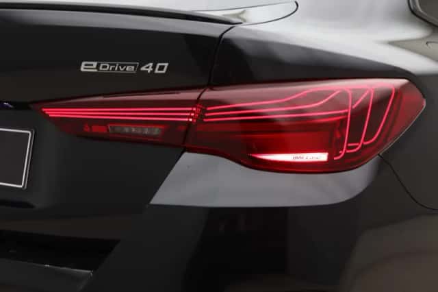 BMW i4 (2025) thumbnail 19