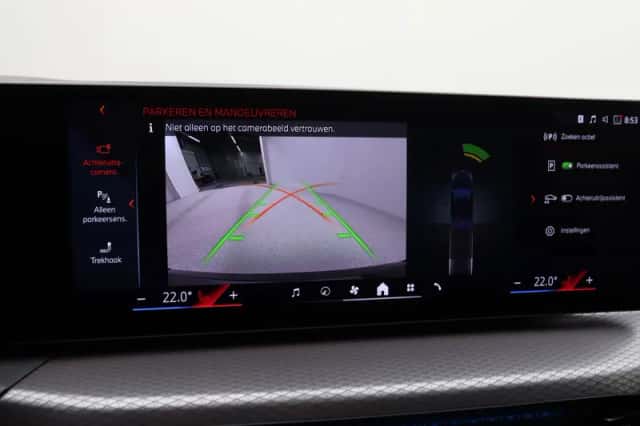 BMW i4 (2025) thumbnail 21