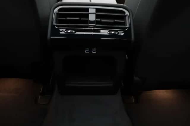 BMW i5 (2026) thumbnail 18
