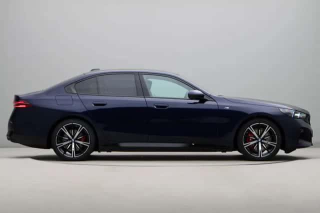 BMW i5 (2026) thumbnail 8