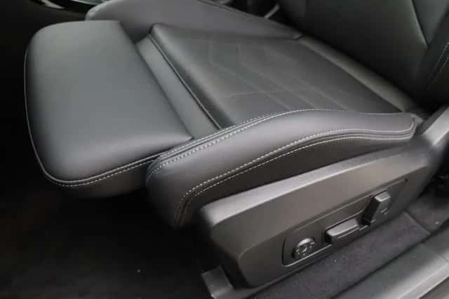BMW iX2 (2026) thumbnail 17