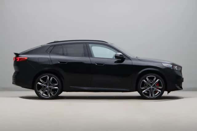 BMW iX2 (2026) thumbnail 8