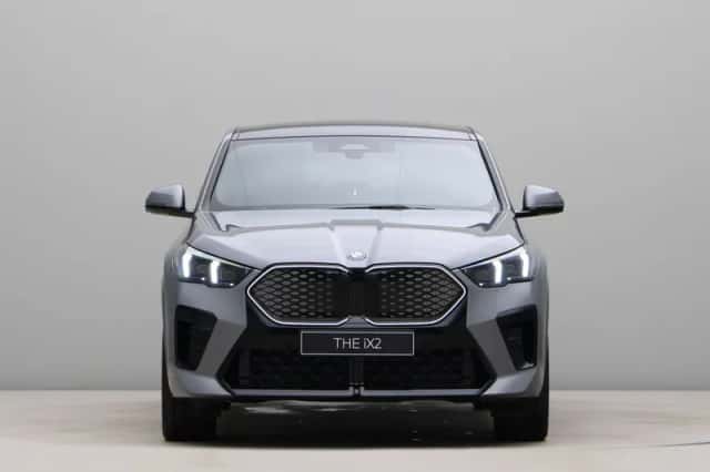 BMW iX2 (2026) thumbnail 2