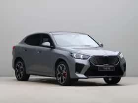 BMW iX2 (2026) thumbnail 3